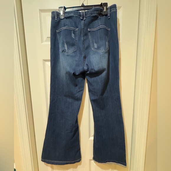 Risen high rise Flared Distressed Jeans. VGUC. Size 32 Junior 15 - Picture 3 of 11
